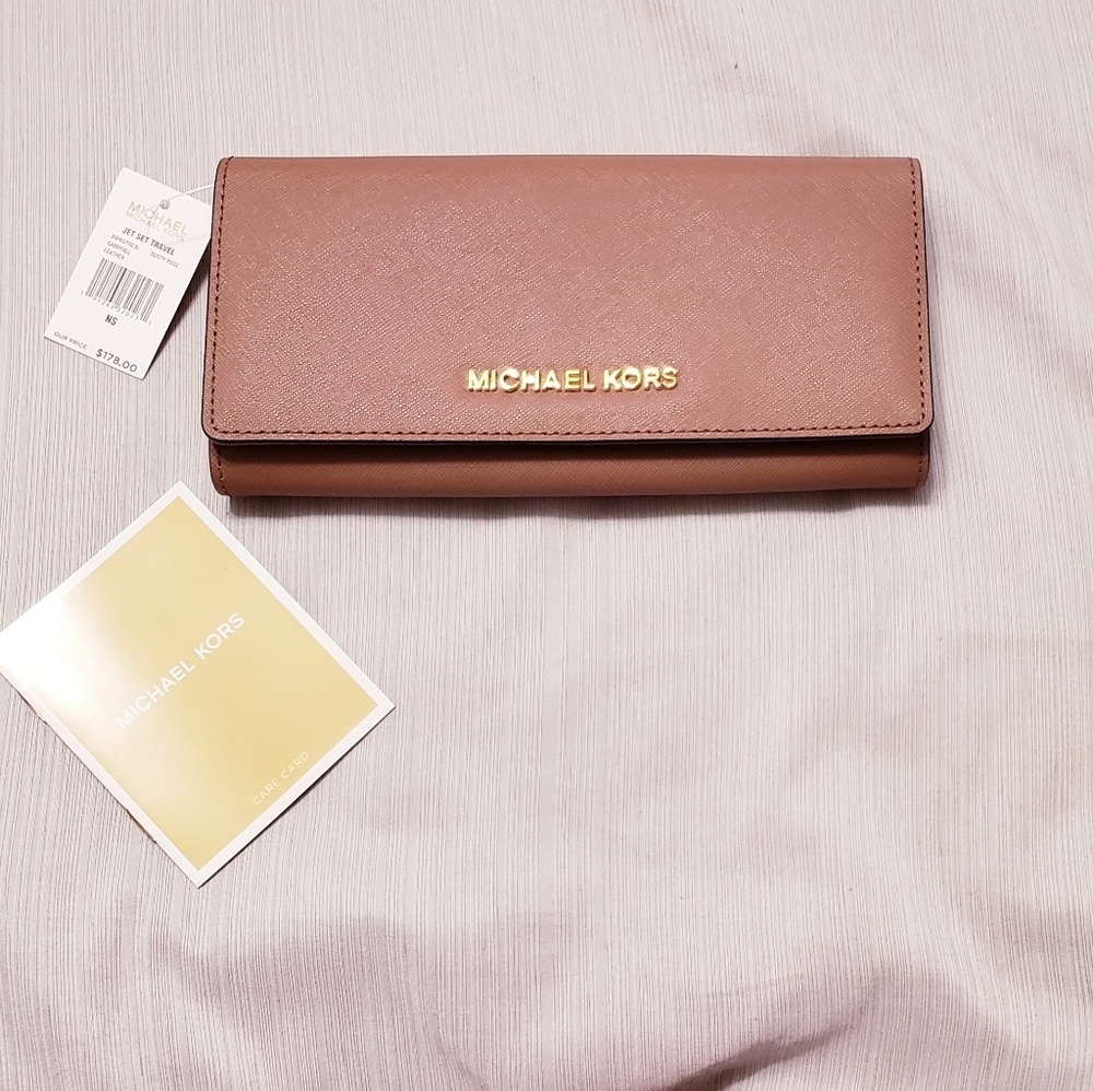 Michael Kors wallet